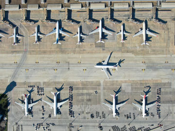 Airlines look to agentic AI for help with efficiency