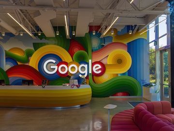 Google launches AI-powered City Guide, Comic Postcards