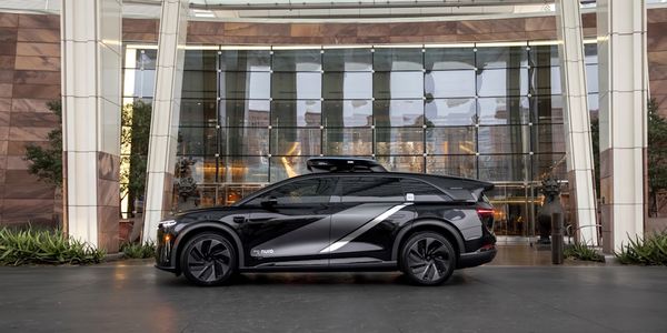 uber-robotaxi-nuro-lucid