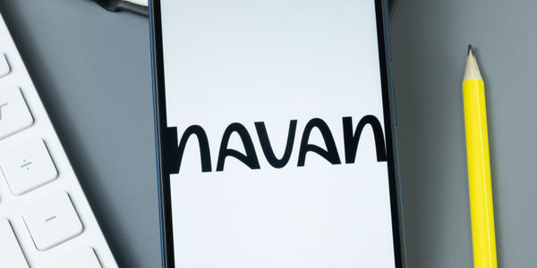 Navan launches AI travel assistant for unmanaged business travelers | PhocusWire