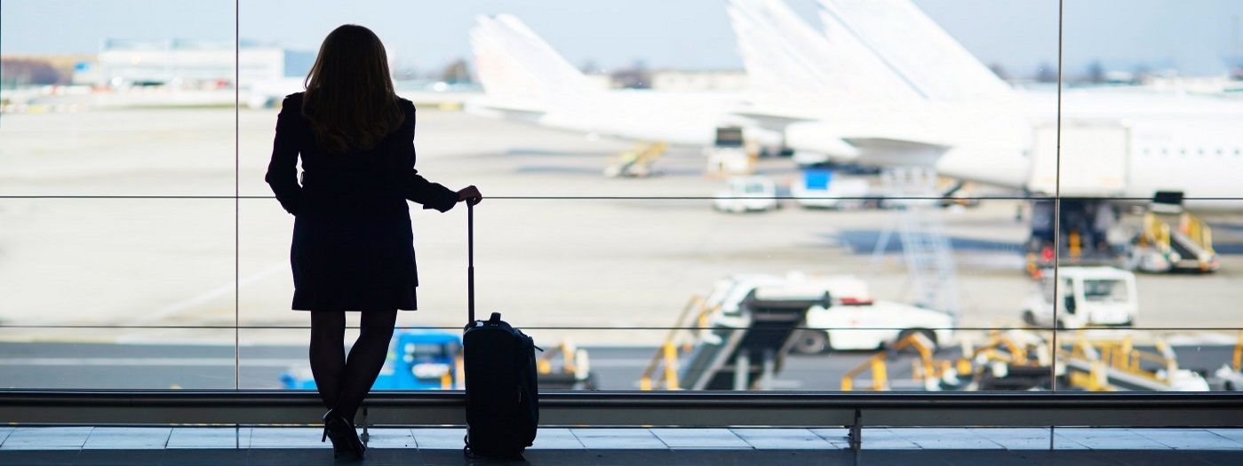 business-travel-airport-woman-innovation-3