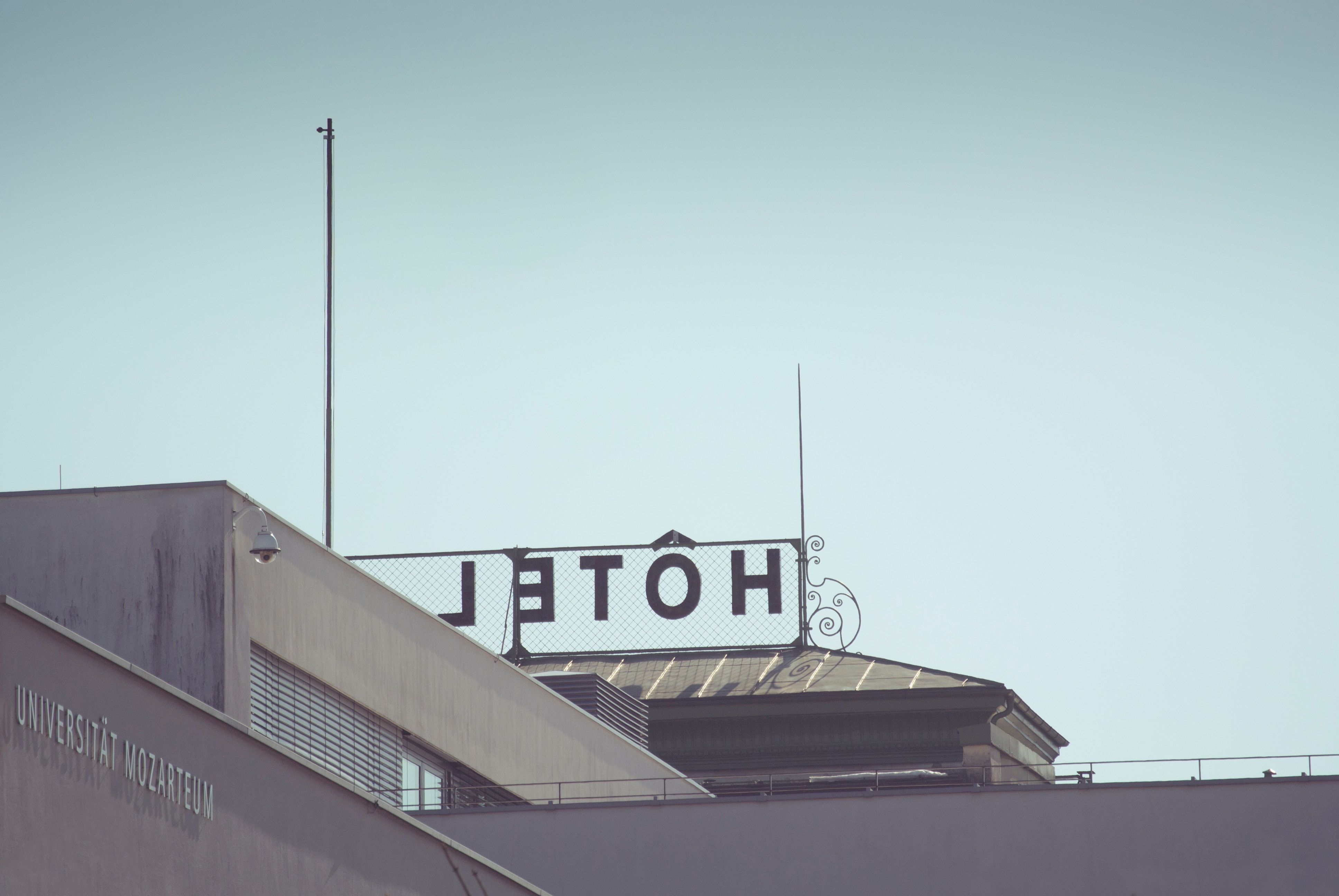 The secret to direct bookings? Consider hotel website conversion rates