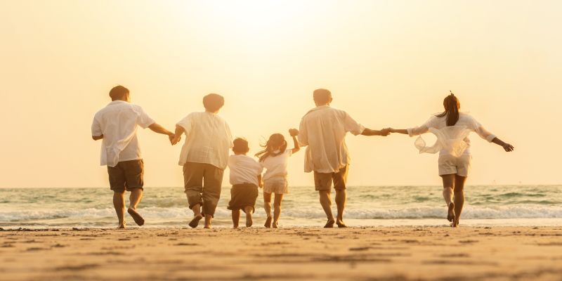 What do you know about travelers in the future and how to develop a customer for life?