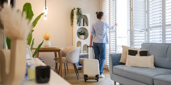 The future is hybrid: Navigating the ‘length of stay’ challenge in STRs