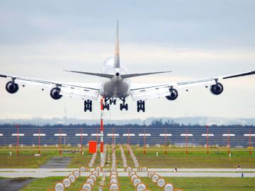 Amadeus report on airports Amadeus report on airports