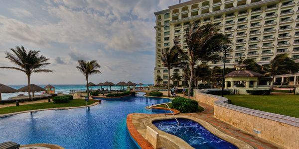 Shiji acquires StayNTouch