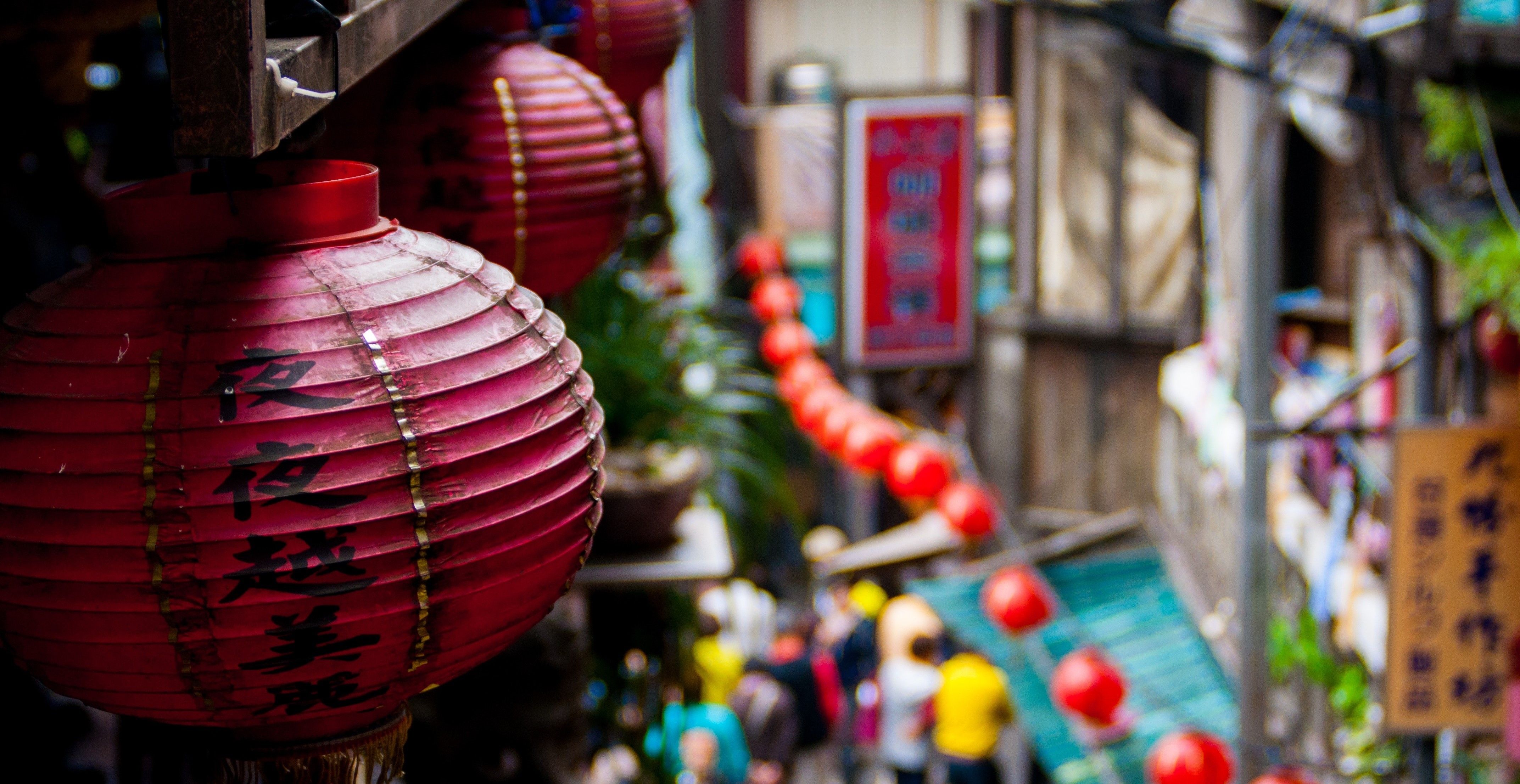 Ctrip and AccorHotels expand partnership to enhance services for Chinese travelers
