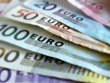AccorHotels leads €5M investment in Travelsify AI analytics platform AccorHotels leads €5M investment in Travelsify AI analytics platform