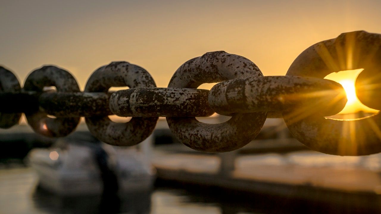 Blockchain and travel distribution: into the unknown