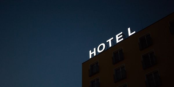 BackBid checks out to HotelPlanner