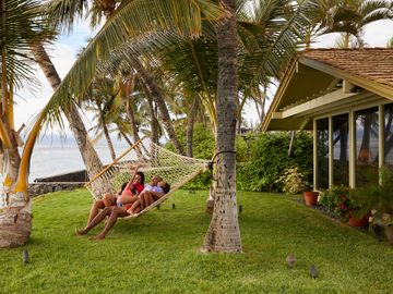 airbnb-hammock-family airbnb-hammock-family