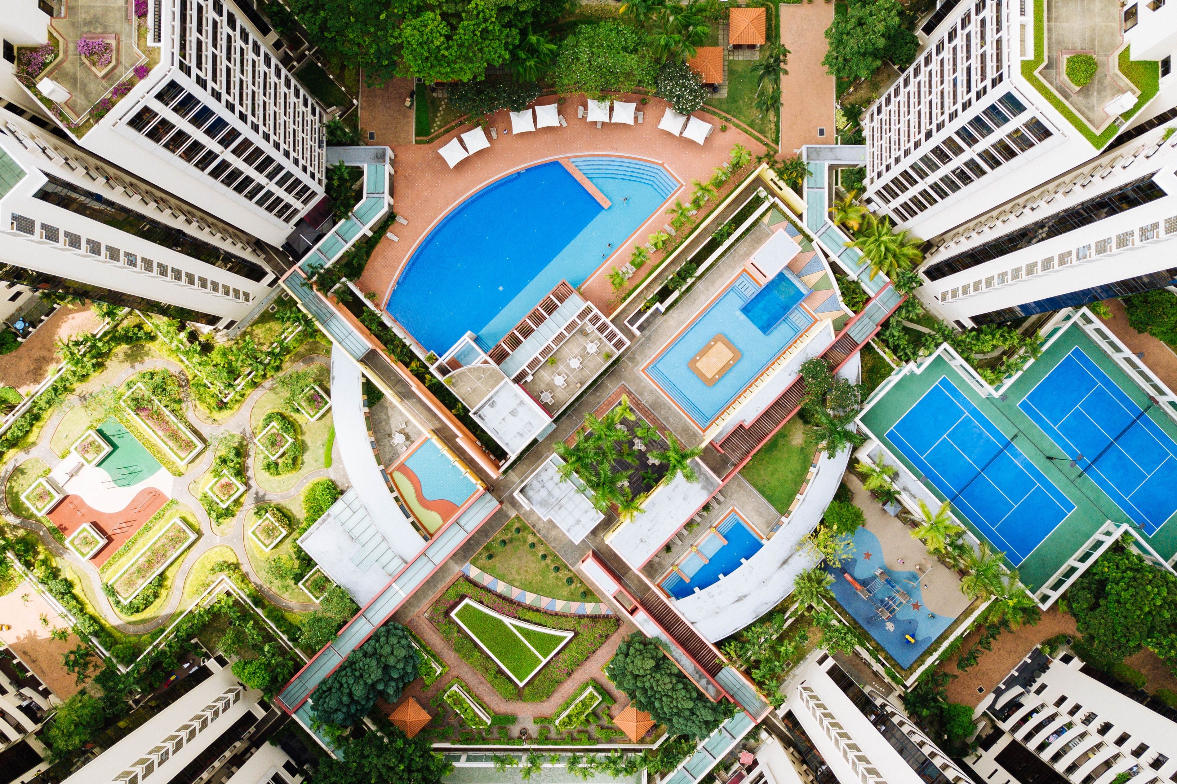 Report: Luxury hotel brands must navigate shifting online ad landscape