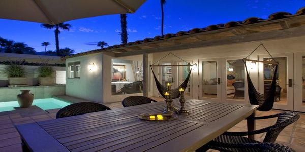 Over 100,000 companies managing vacation rental sector