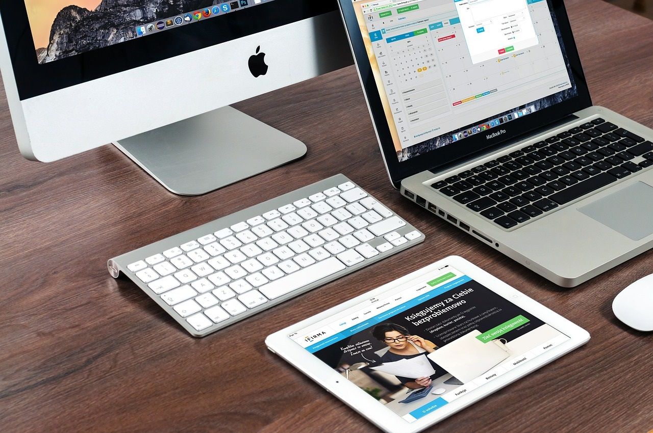 DHISCO, Travelport, RoomIT and more news briefs today...