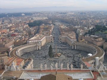 Expedia sending the big hitters to the Eternal City Expedia sending the big hitters to the Eternal City
