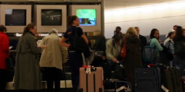 United premieres Premier Baggage