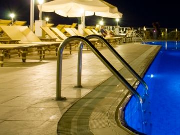 Amazing stats - hotel web activity still growing at huge rates Amazing stats - hotel web activity still growing at huge rates