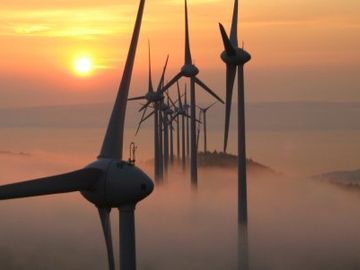 UEFA, Carlson, HRG adopt new FlightPortal online travel carbon scheme