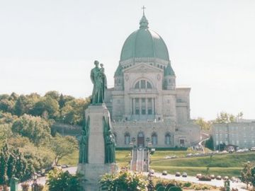 Expedia crowding out competition - Top Canada travel sites, July 30 2011