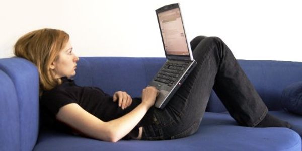 Should travel companies limit employee use of social media?