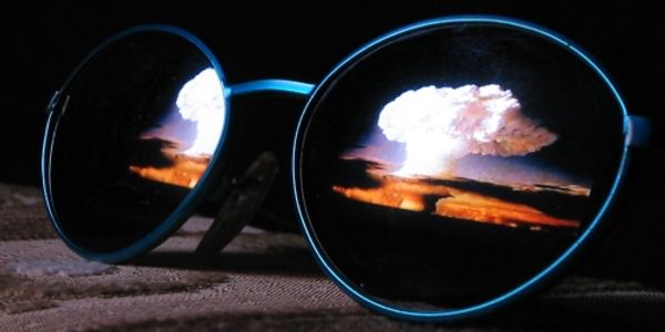 Two minute warning as China mulls nuclear weapons in travel tech war