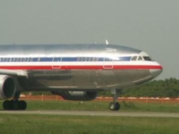 American Airlines drops agent fare surcharge over Travelport row