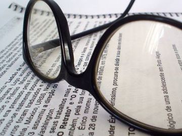 The agony of travel search and the eyeglass shop paradox