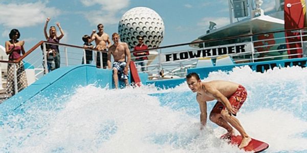 Passengers want technology as well as cabaret on cruise ships