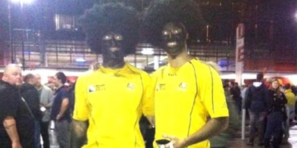 Qantas sorry after black face storm on Twitter