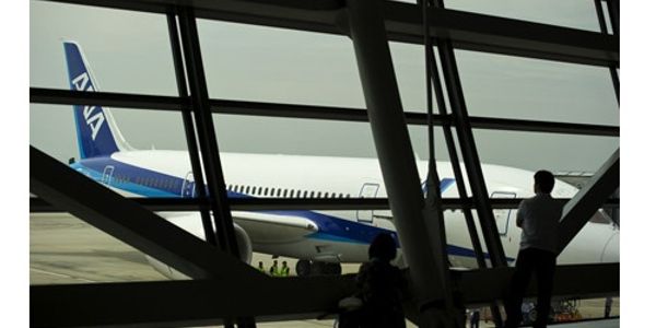 Why the arrival of the Dreamliner affects every part of the industry