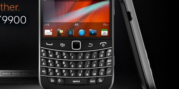 RIM offers paid apps for free to ease BlackBerry outage pain