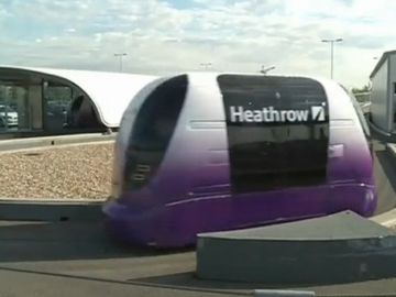  alt="Heathrow Airport starts driverless transit service"  title="Heathrow Airport starts driverless transit service" 