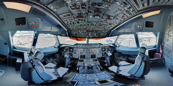 Malaysia Airlines gets paperless cockpit via Lufthansa technology