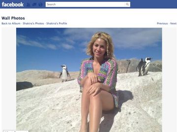 Shakira tells Facebook fans BlackBerry caused sea lion attack