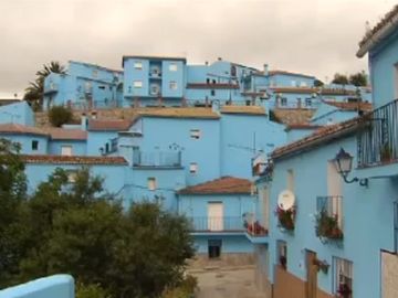 Smurf Town residents voted to stay blue but perhaps missed golden opportunity for tourism