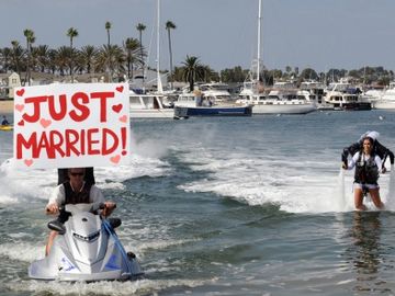 Zozi and the first Jetpack wedding ceremony in the world [VIDEO]