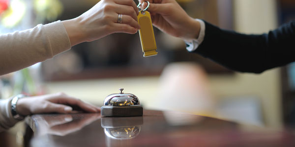 The implications of last-minute bookings for hotel operators