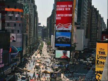 The Scan: Qantas claims IT victory, EarthCam streams Times Square, and more news