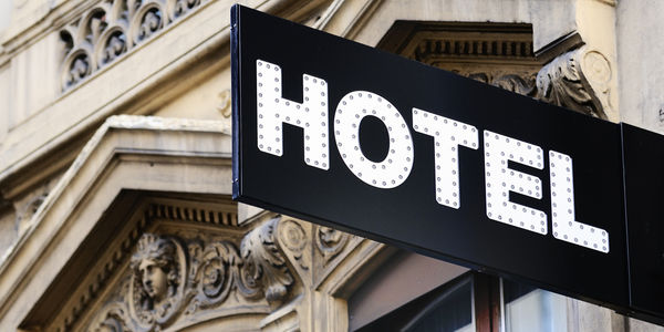 Managing the last-minute channel: the hotel perspective