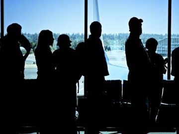 What are the chances of being bumped on a US airline even when holding a confirmed ticket?