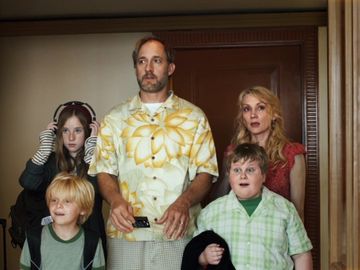 Booking.com bigs up being right in first brand campaign [VIDEO]