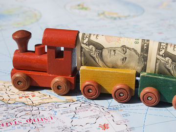 US consumer travel spend booming, crossing major threshold in 2012