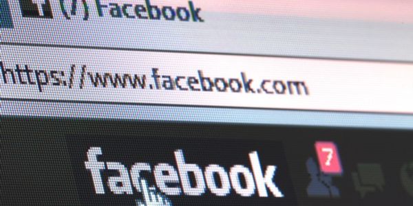 Are advertisers finally giving Facebook the thumbs-up?