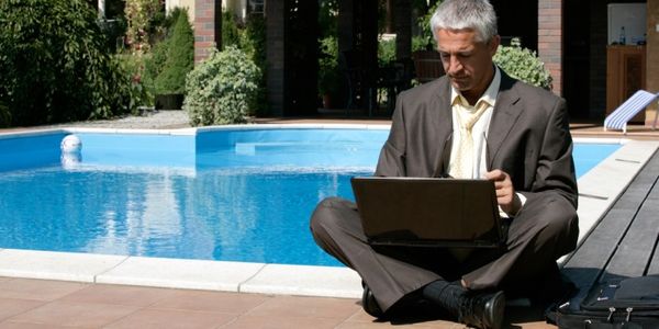 What is the impact of social media before, during and after a hotel stay?