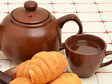 Are Twitter ads as useful as a chocolate teapot?
