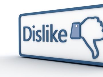 Facebook is broken and will collapse under its own weight
