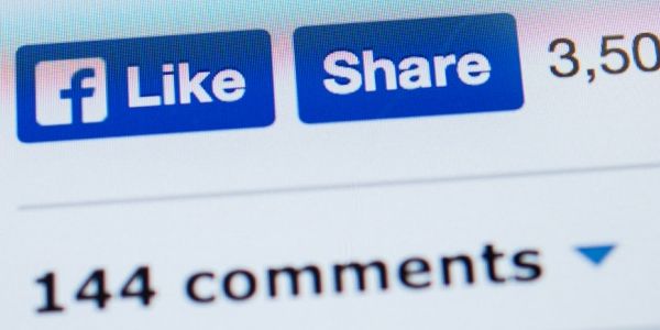 How Facebook users are tearing Facebook apart