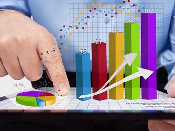 Mobile travel marketing deep dive - devices, campaign strategy, spend and more