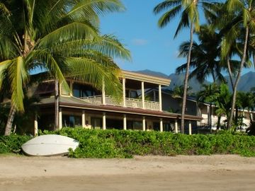 Vacation rental sector keeps busy as Demeure buys IAVRA