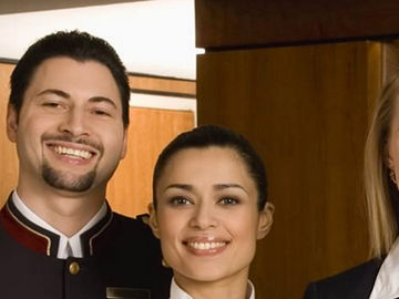 Startup pitch: HelloShift helps hotel managers and staff operate efficiently